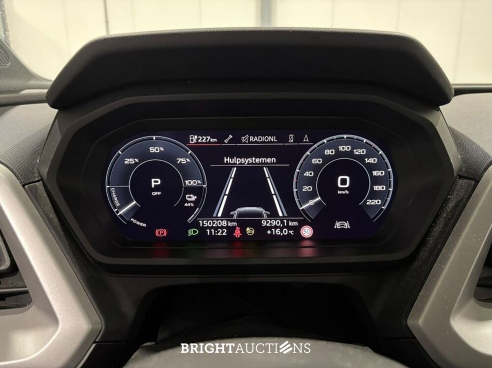 Audi Q4 40 Launch edition 77 kWh 204pk 2022 (Origineel-NL), P-005-KH