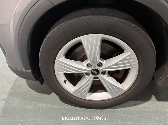 Audi Q4 40 Launch edition 77 kWh 204pk 2022 (Origineel-NL), P-005-KH