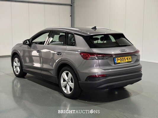 Audi Q4 40 Launch edition 77 kWh 204pk 2022 (Origineel-NL), P-005-KH