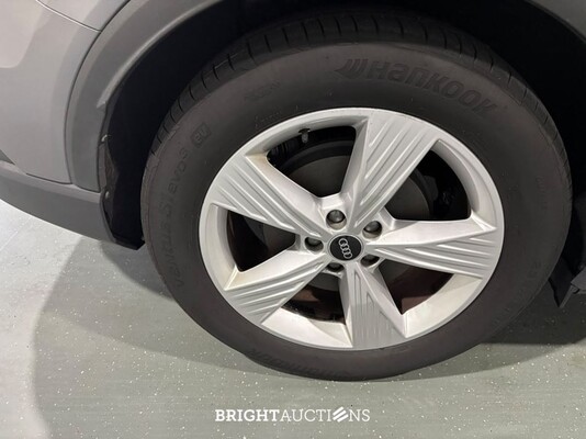 Audi Q4 40 Launch edition 77 kWh 204pk 2022 (Origineel-NL), P-005-KH