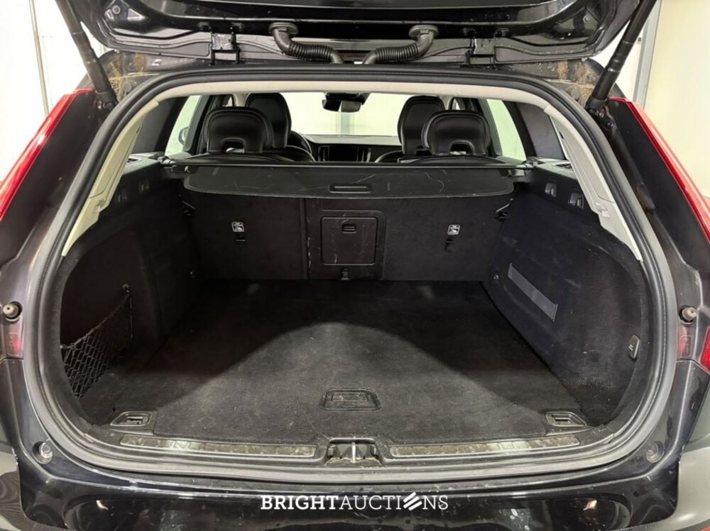 Volvo V60 T4 Momentum Pro 2.0 190pk 2019 (Origineel-NL), G-999-SR