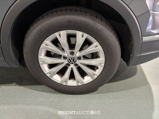 Volkswagen Tiguan Life Business 1.5 TSI 131pk 2022 (Origineel-NL), N-693-SJ