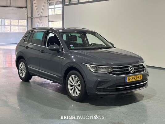 Volkswagen Tiguan Life Business 1.5 TSI 131pk 2022 (Origineel-NL), N-693-SJ
