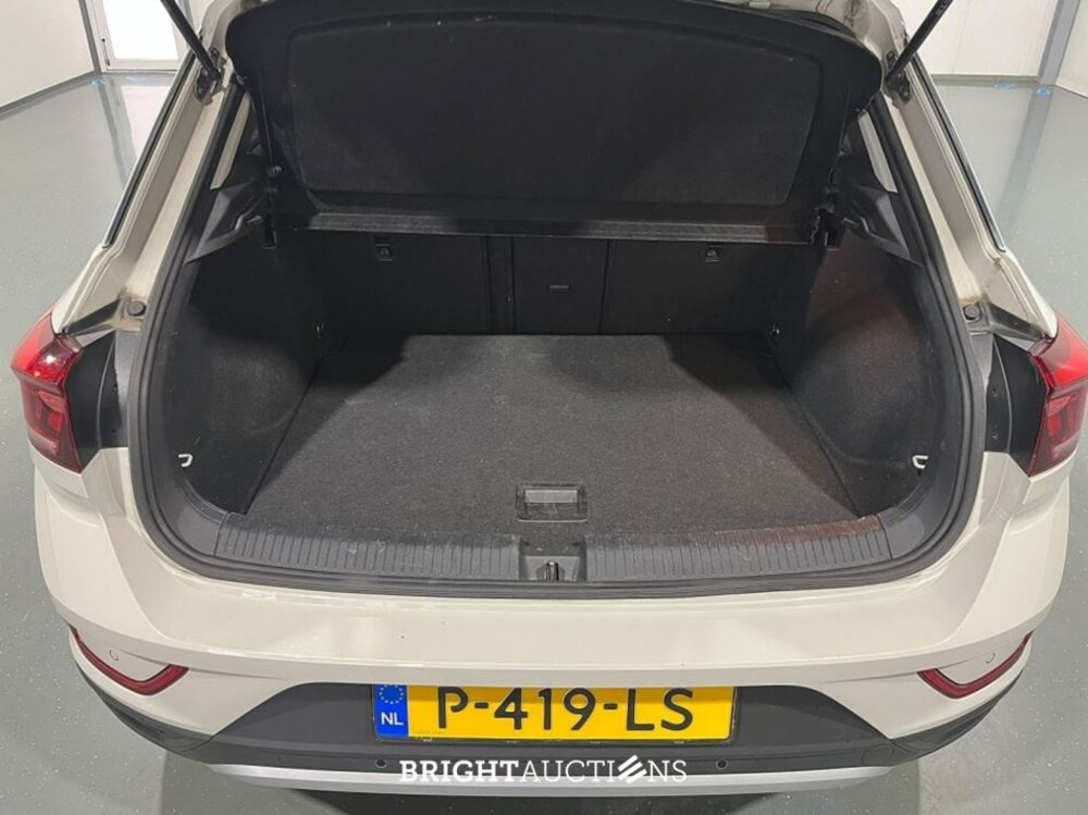 Volkswagen T-Roc Life 1.5 TSI 150pk 2022 (Origineel-NL), P-419-LS