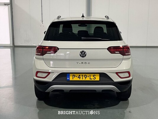 Volkswagen T-Roc Life 1.5 TSI 150pk 2022 (Origineel-NL), P-419-LS