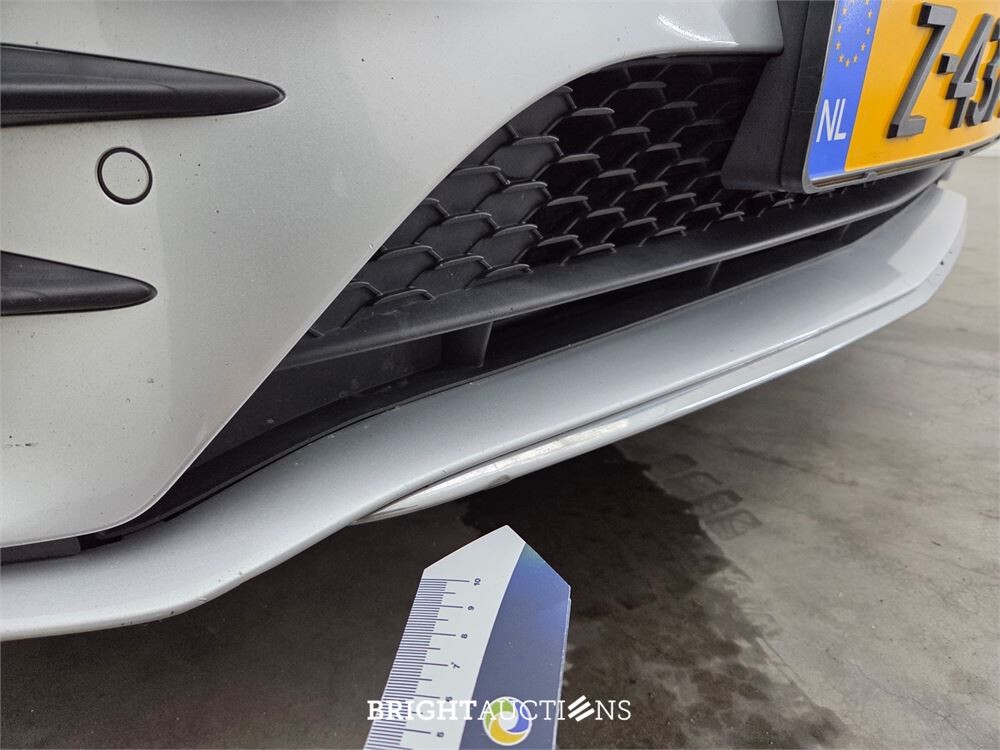 Mercedes-Benz A220 Premium 191pk 2019 A-klasse, Z-437-JF