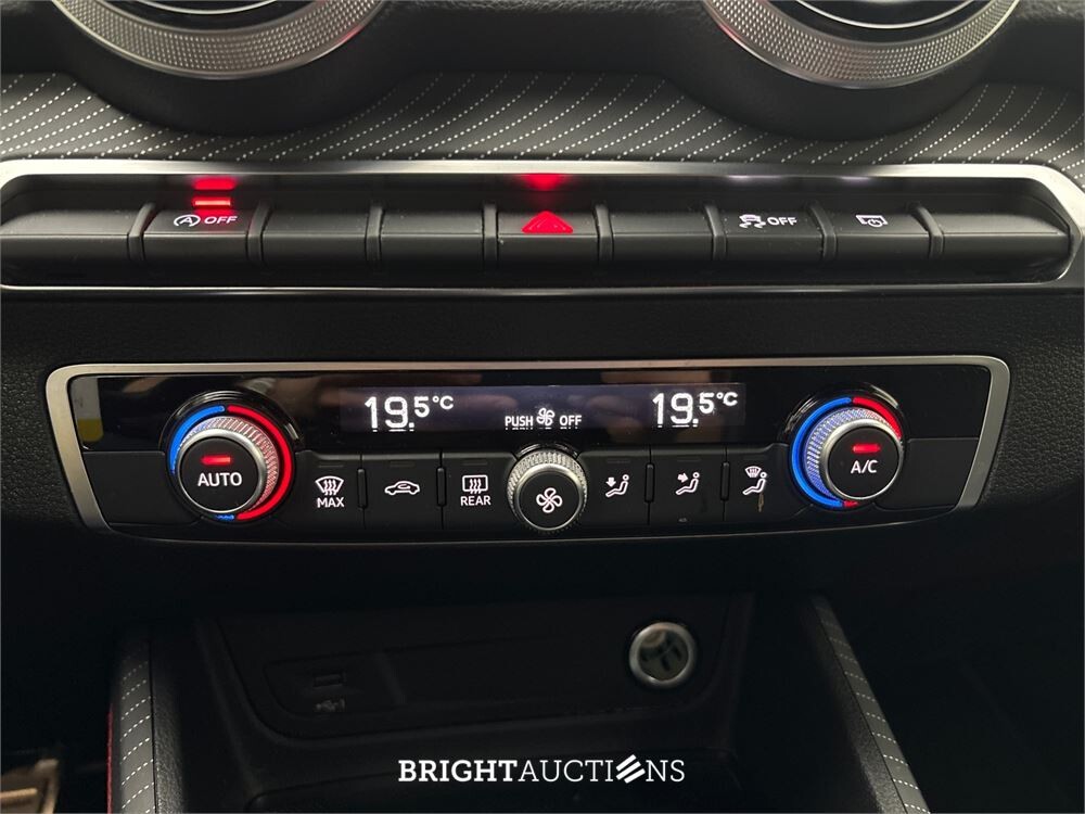 Audi Q2 35 S Edition TFSI 150pk 2022 (Origineel-NL), R-815-HB