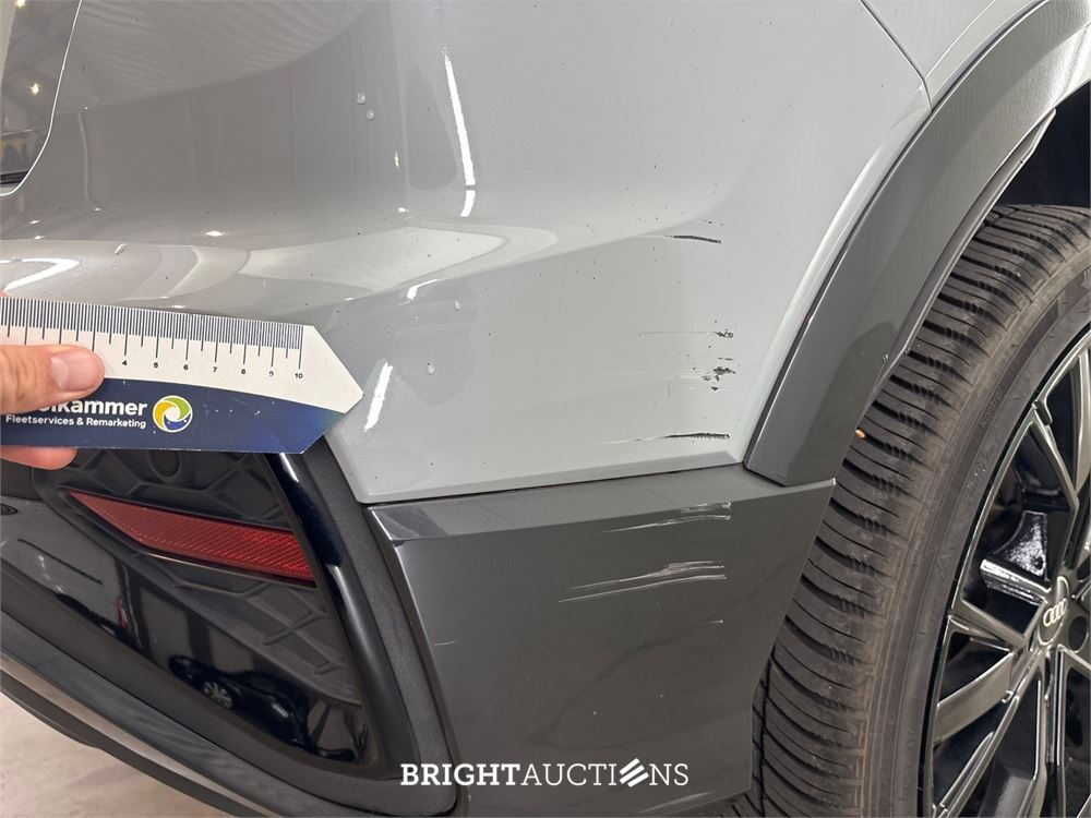 Audi Q2 35 S Edition TFSI 150pk 2022 (Origineel-NL), R-815-HB