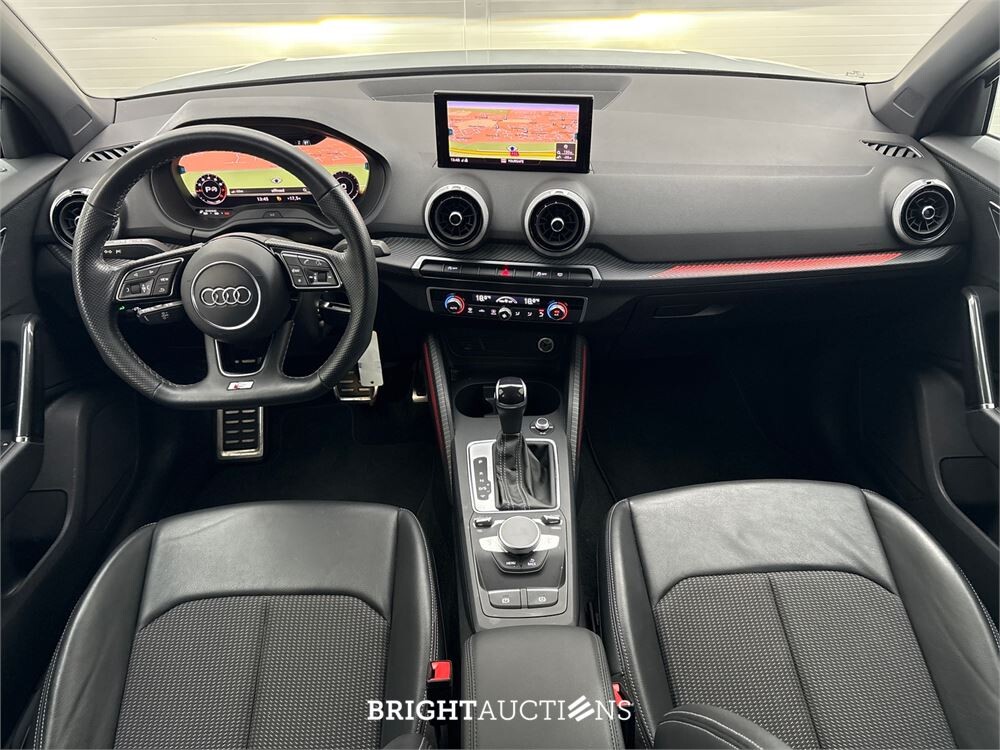 Audi Q2 35 S Edition TFSI 150pk 2022 (Origineel-NL), R-815-HB