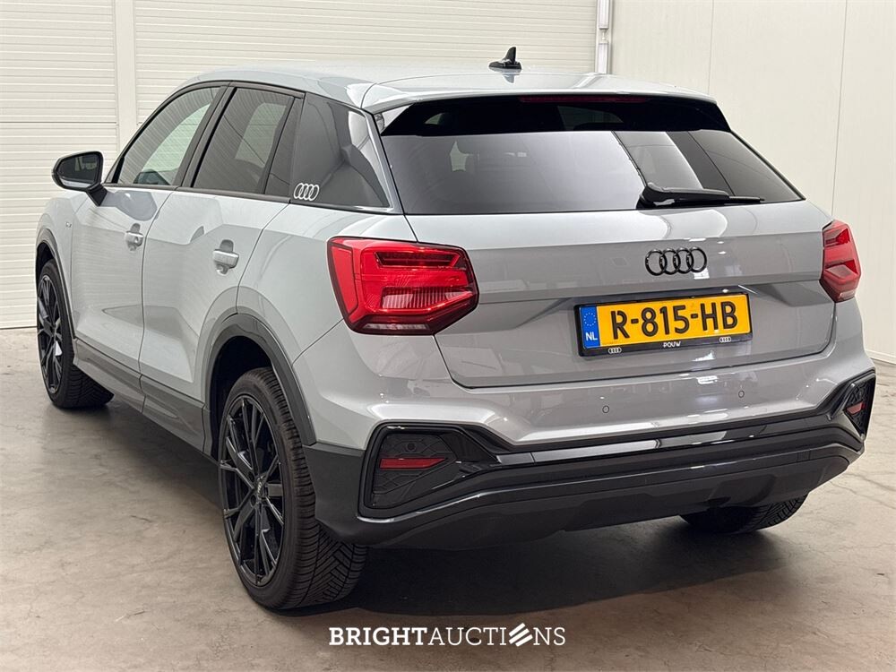 Audi Q2 35 S Edition TFSI 150pk 2022 (Origineel-NL), R-815-HB