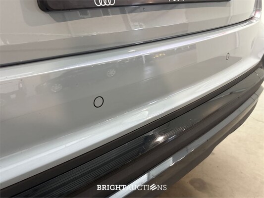 Audi Q2 35 S Edition TFSI 150pk 2022 (Origineel-NL), R-815-HB