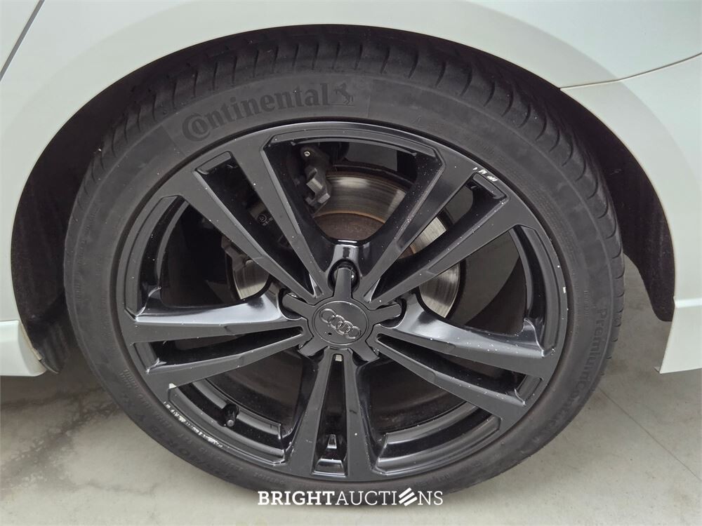 Audi A3 Sportback Sport S-Line Edition 1.0 TFSI 116pk 2018 (Origineel-NL), RJ-197-G