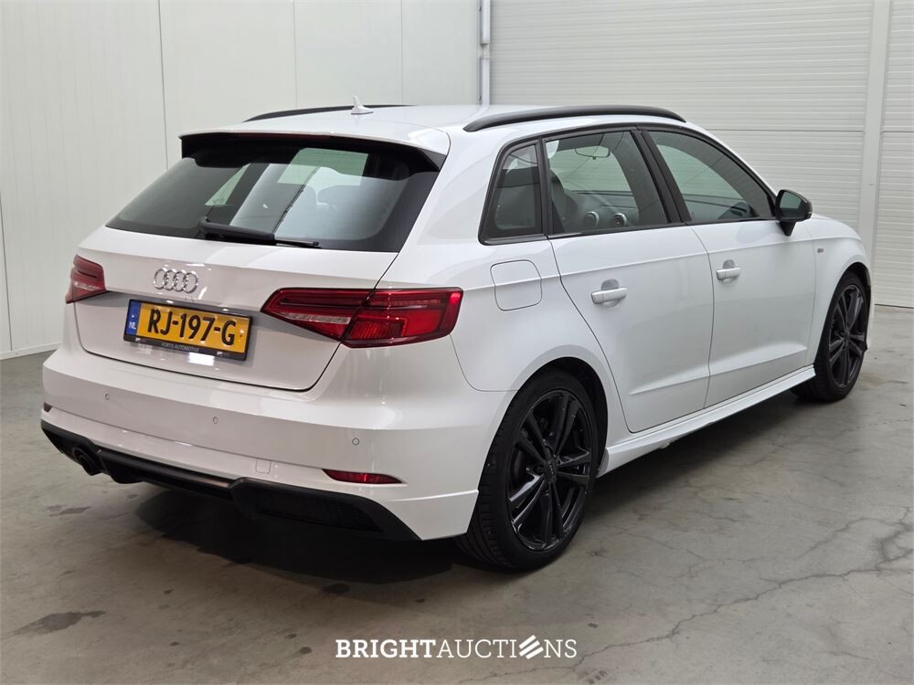 Audi A3 Sportback Sport S-Line Edition 1.0 TFSI 116pk 2018 (Origineel-NL), RJ-197-G