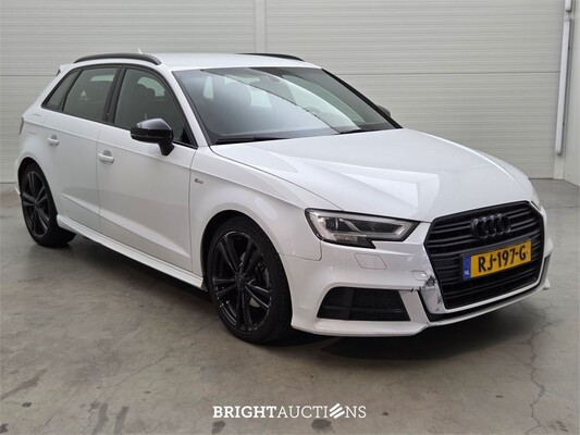 Audi A3 Sportback Sport S-Line Edition 1.0 TFSI 116pk 2018 (Origineel-NL), RJ-197-G