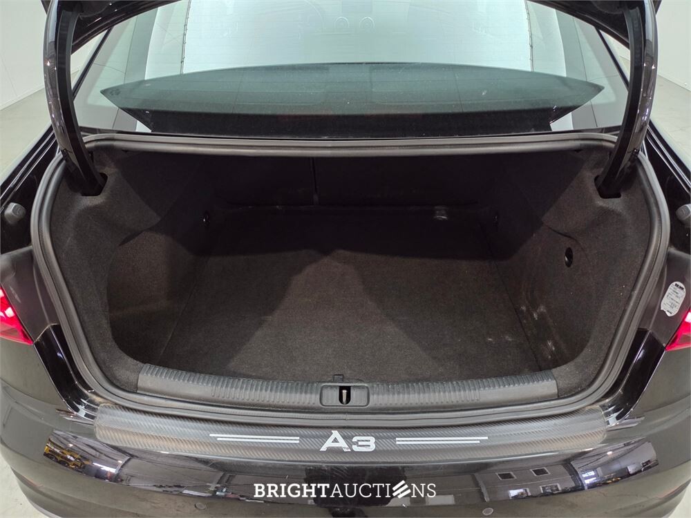 Audi A3 Limousine 30 Sport Lease Edition TFSI 116pk 2019 (Origineel-NL), ZG-933-F