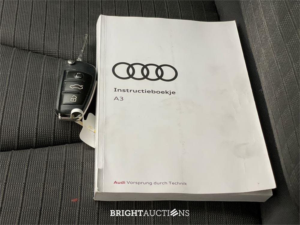 Audi A3 Limousine Sport Lease Edition 1.0 TFSI 116pk 2017 (Origineel-NL), PH-854-K