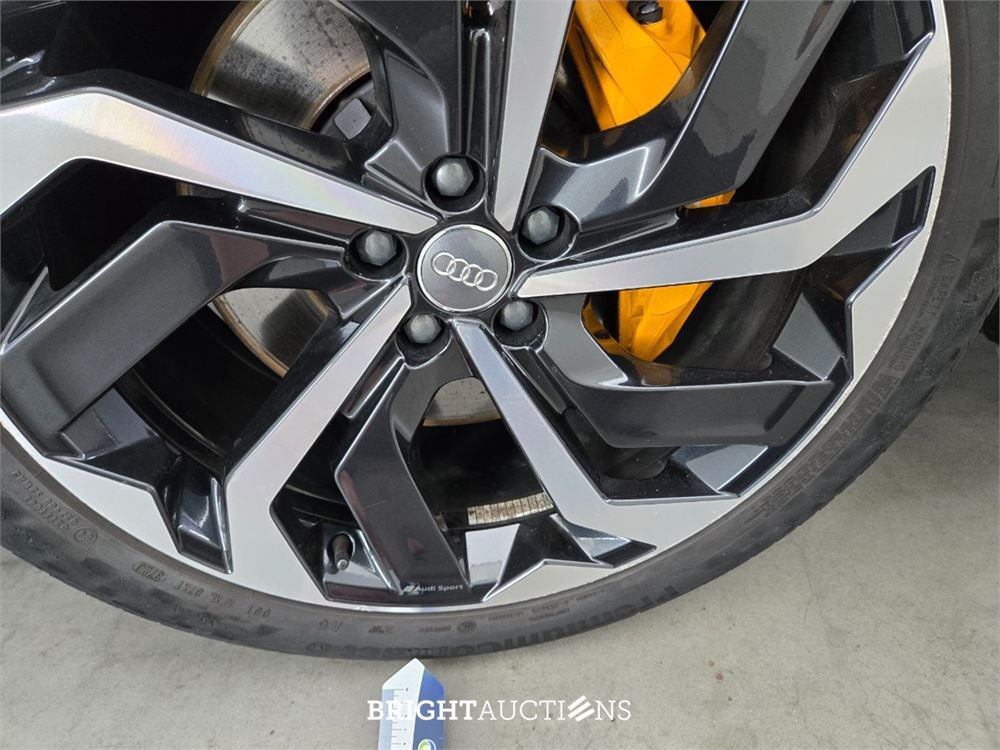 Audi e-tron Sportback 50 S edition Quattro 71 kWh 313pk 2021, T-261-RR