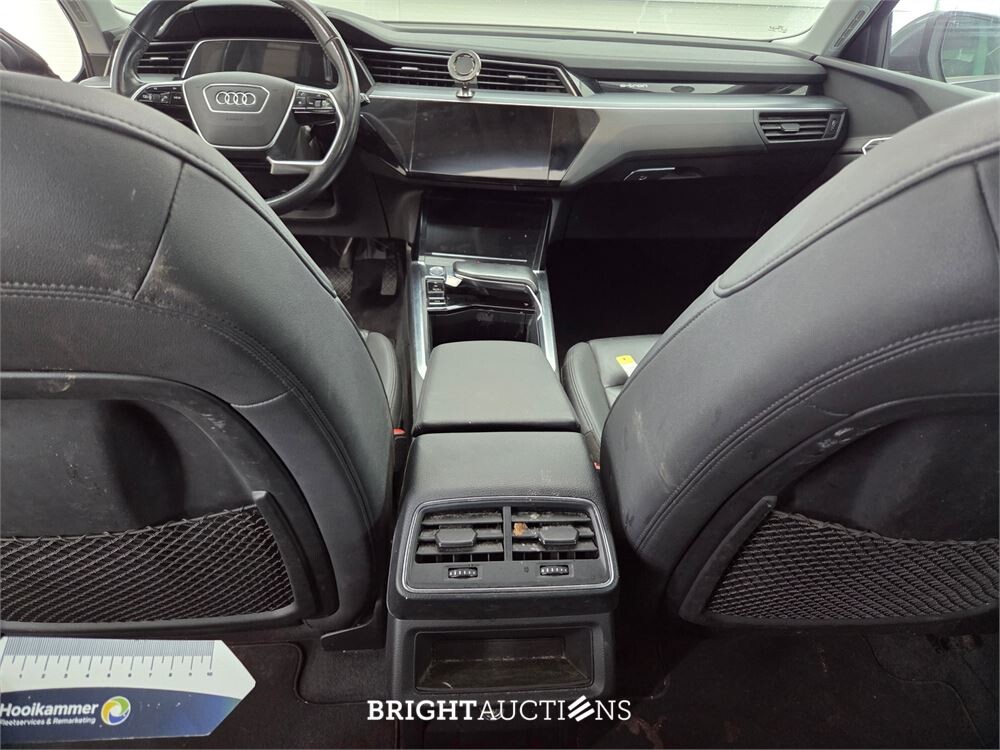 Audi e-tron 50 e-tron Launch edition plus Quattro 71 kWh 313pk 2019 (Origineel-NL), H-950-BH