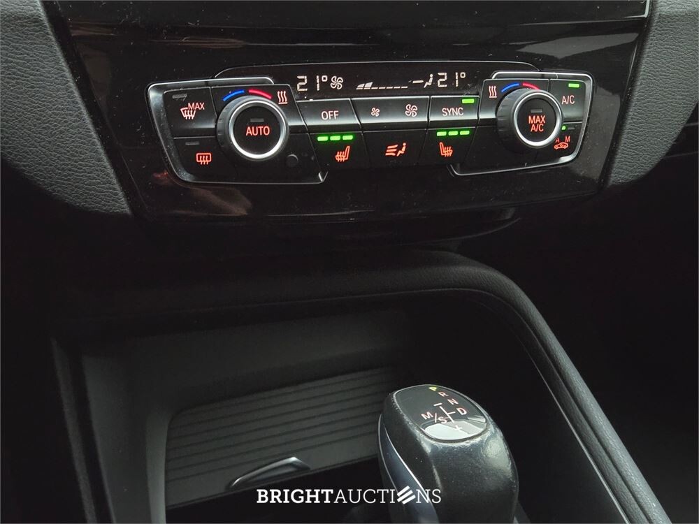 BMW X1 sDrive18d Corporate Lease Essential 150pk 2016 (Origineel-NL), HZ-429-Z