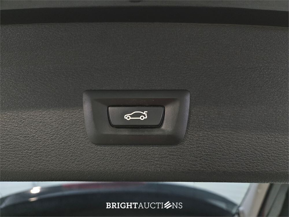 BMW X1 sDrive18d Corporate Lease Essential 150pk 2016 (Origineel-NL), HZ-429-Z