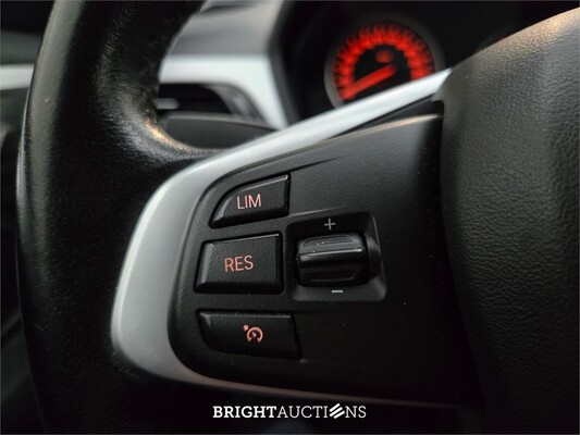 BMW X1 sDrive18d Corporate Lease Essential 150pk 2016 (Origineel-NL), HZ-429-Z