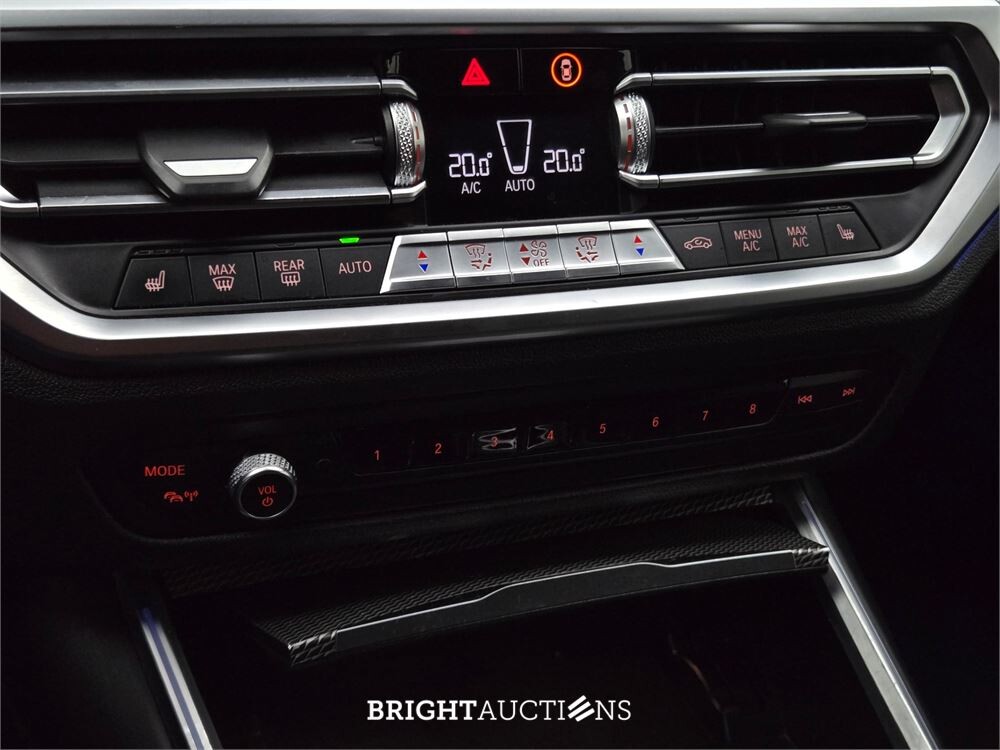 BMW 318i 3-serie High Executive 157pk 2021 (Origineel-NL) 3-Serie, K-105-ZR
