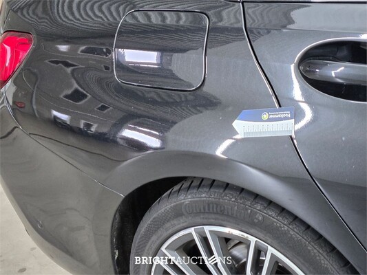 BMW 318i 3-serie High Executive 157pk 2021 (Origineel-NL) 3-Serie, K-105-ZR