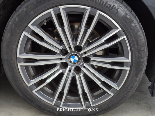 BMW 318i 3-serie High Executive 157pk 2021 (Origineel-NL) 3-Serie, K-105-ZR