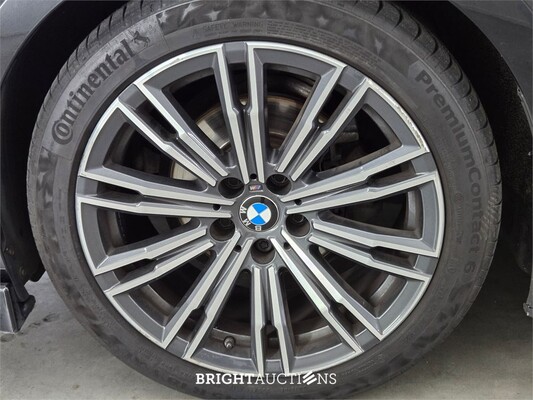 BMW 318i 3-serie High Executive 157pk 2021 (Origineel-NL) 3-Serie, K-105-ZR