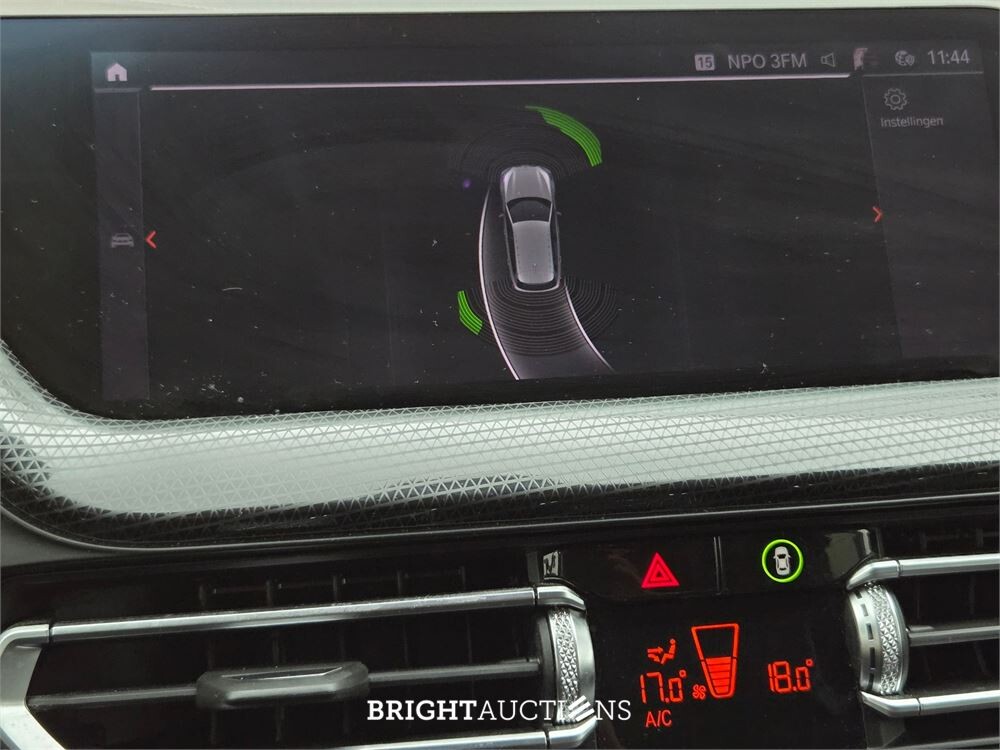 BMW 118i 1-serie Executive Edition 140pk 2019 (Origineel-NL) 1-Serie, G-743-RR