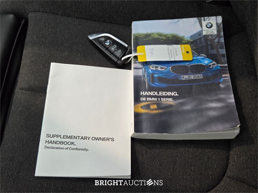BMW 118i 1-serie Executive Edition 140pk 2019 (Origineel-NL) 1-Serie, G-743-RR