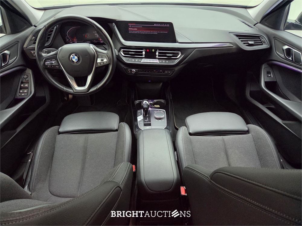 BMW 118i 1-serie Executive Edition 140pk 2019 (Origineel-NL) 1-Serie, G-743-RR