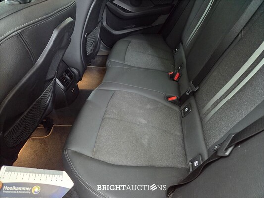 BMW 118i 1-serie Executive Edition 140pk 2019 (Origineel-NL) 1-Serie, G-743-RR