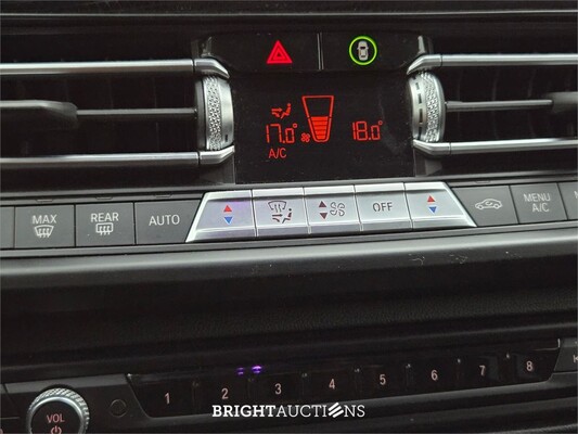 BMW 118i 1-serie Executive Edition 140pk 2019 (Origineel-NL) 1-Serie, G-743-RR