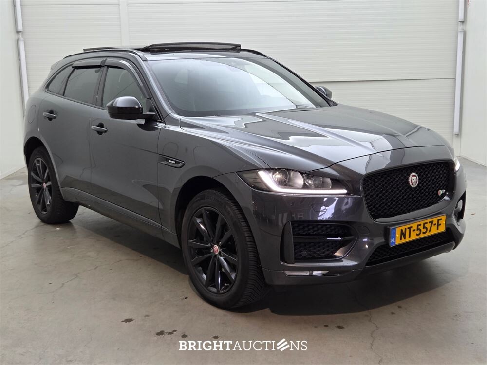 Jaguar F-PACE Portfolio 20d 2.0 AWD 180pk 2017 (Origineel-NL), NT-557-F