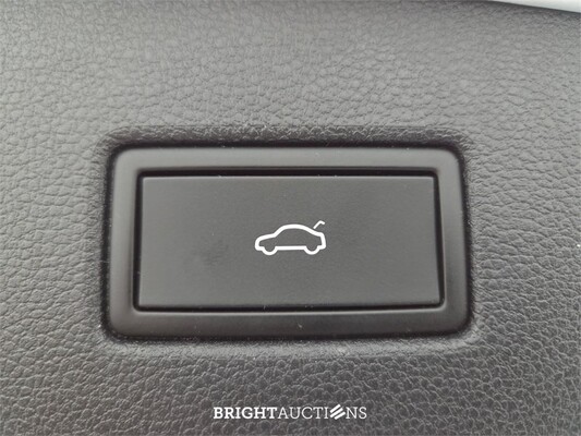 Volkswagen Tiguan R-Line Business 1.5 TSI 150pk 2022, X-482-FV