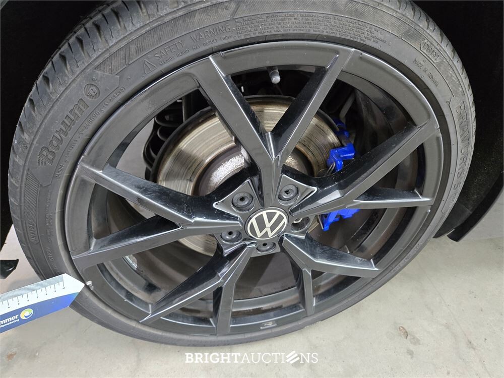 Volkswagen Golf R 4Motion 2.0 TSI 320pk 2021, Z-864-RH