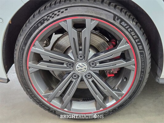 Volkswagen Golf GTI Performance 2.0 TSI 245pk 2017, SP-041-B