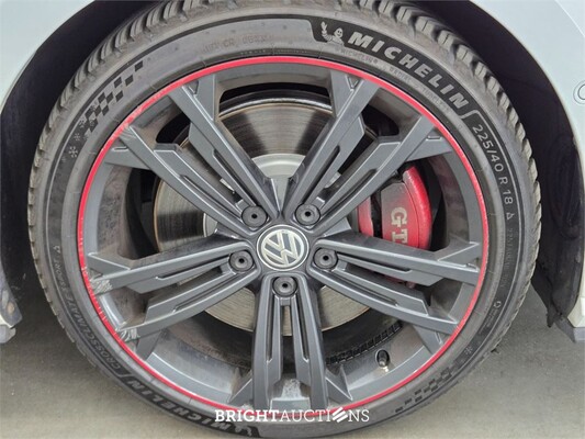 Volkswagen Golf GTI Performance 2.0 TSI 245pk 2017, SP-041-B