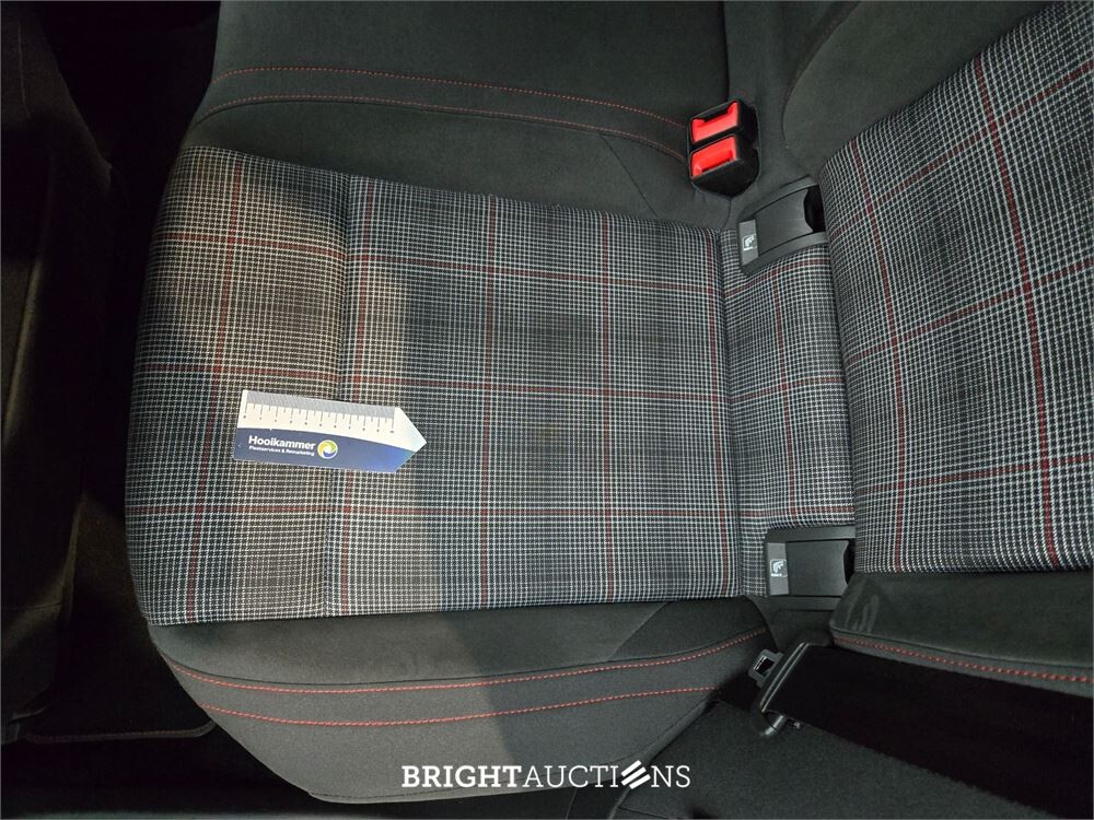 Volkswagen Golf GTI 2.0 TSI 245pk 2021, HKN-81-F