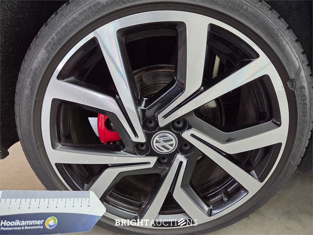 Volkswagen Polo GTI 2.0 TSI 200pk 2019, L-251-SH