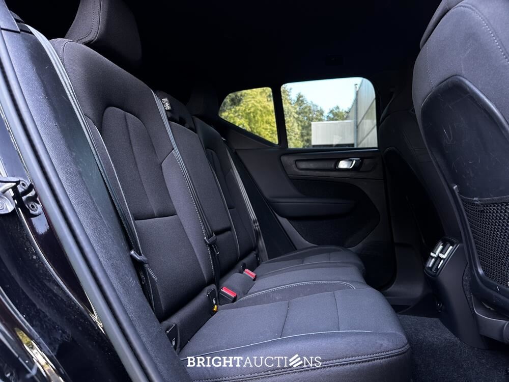 Volvo XC40 Recharge Plus 231pk 2023 (Origineel-NL + 1e eigenaar), S-874-ZR
