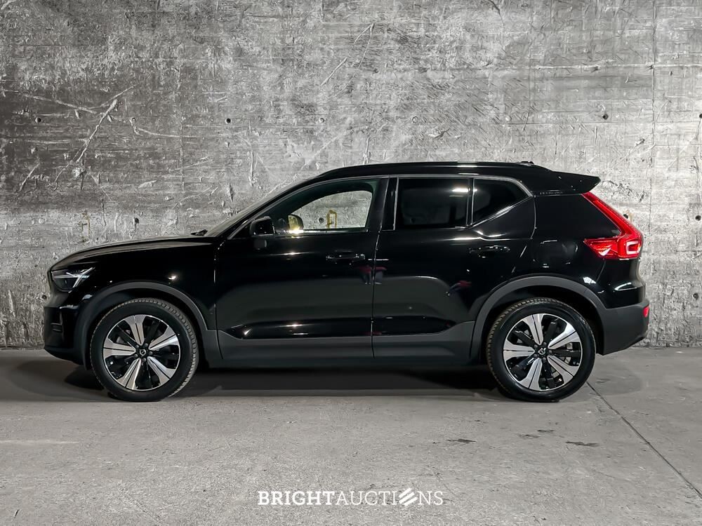 Volvo XC40 Recharge Plus 231pk 2023 (Origineel-NL + 1e eigenaar), S-874-ZR