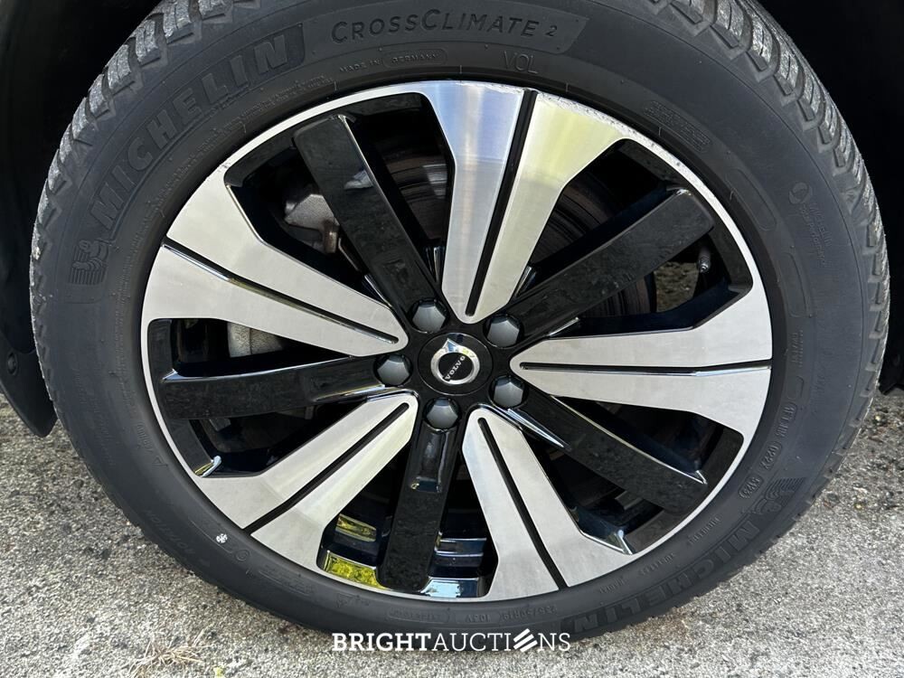 Volvo XC40 Recharge Plus 231pk 2023 (Origineel-NL + 1e eigenaar), S-874-ZR