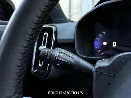 Volvo XC40 Recharge Plus 231pk 2023 (Origineel-NL + 1e eigenaar), S-874-ZR