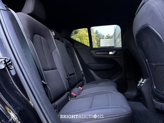 Volvo XC40 Recharge Plus 231pk 2023 (Origineel-NL + 1e eigenaar), S-874-ZR