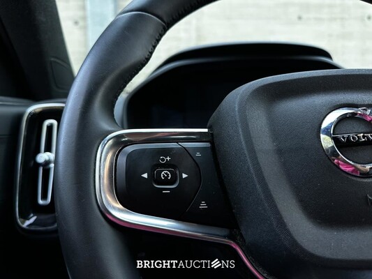 Volvo XC40 Recharge Plus 231pk 2023 (Origineel-NL + 1e eigenaar), S-874-ZR