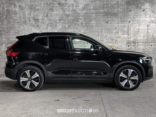 Volvo XC40 Recharge Plus 231pk 2023 (Origineel-NL + 1e eigenaar), S-874-ZR
