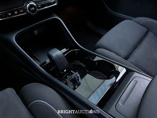 Volvo XC40 Recharge Plus 231pk 2023 (Dutch-spec + 1st owner), S-874-ZR