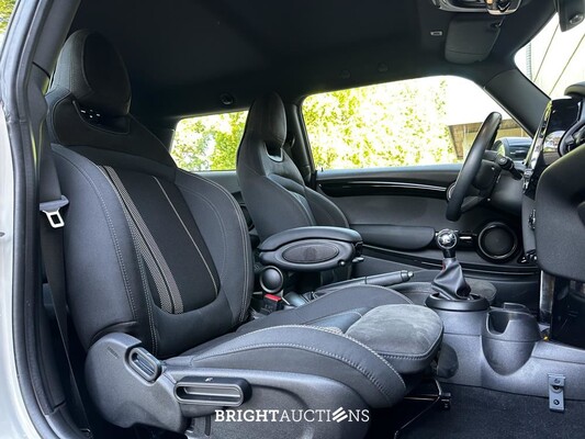 MINI Cooper Mini Dalston Edition JCW 1.5 136pk 2021 (Origineel-NL + 1e eigenaar), K-608-VG